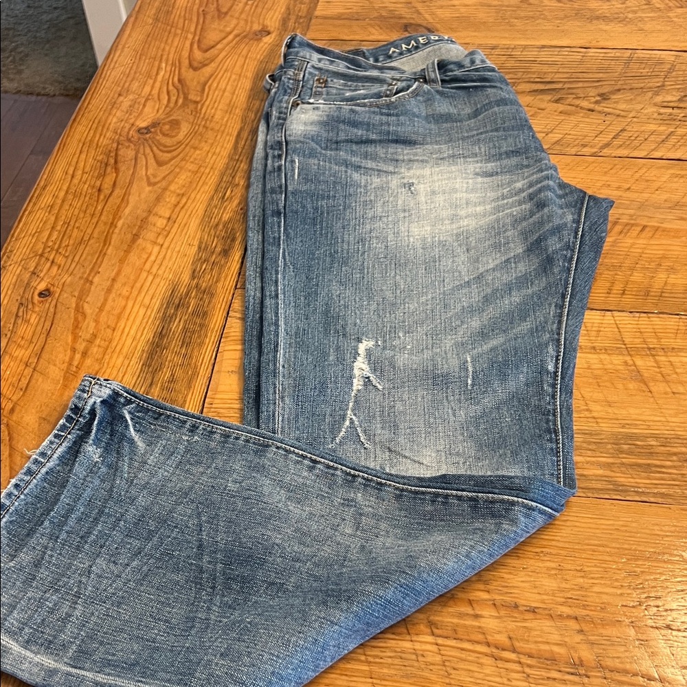 American Eagle Outfitters Blue Denim Jeans with Faded Detail